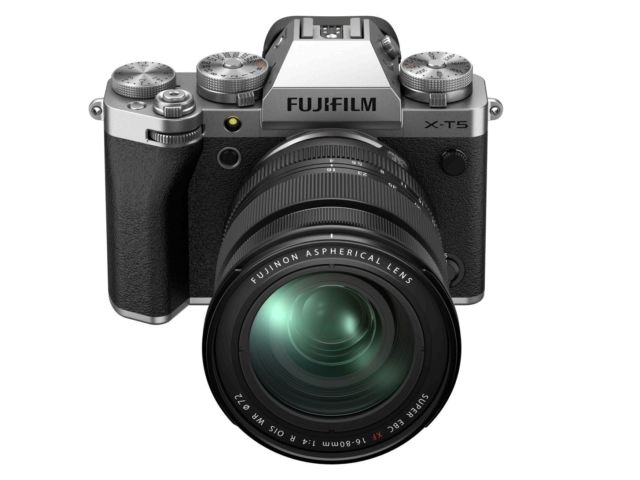 Fujifilm X-T5 argent + XF 16-80mm