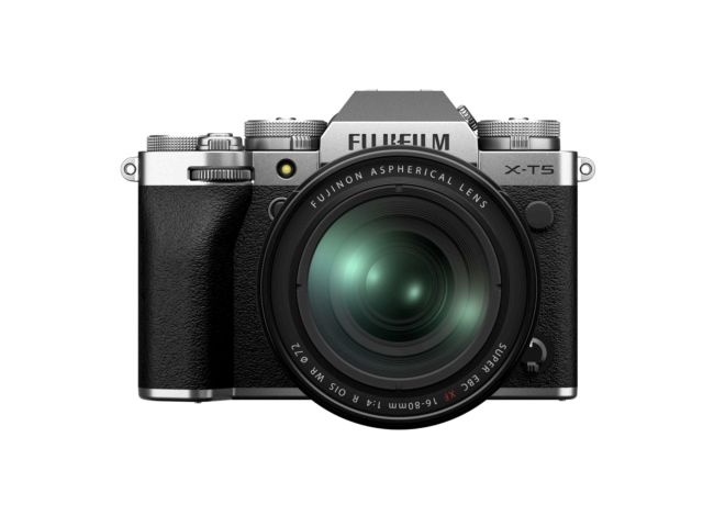Fujifilm X-T5 argent + XF 16-80mm
